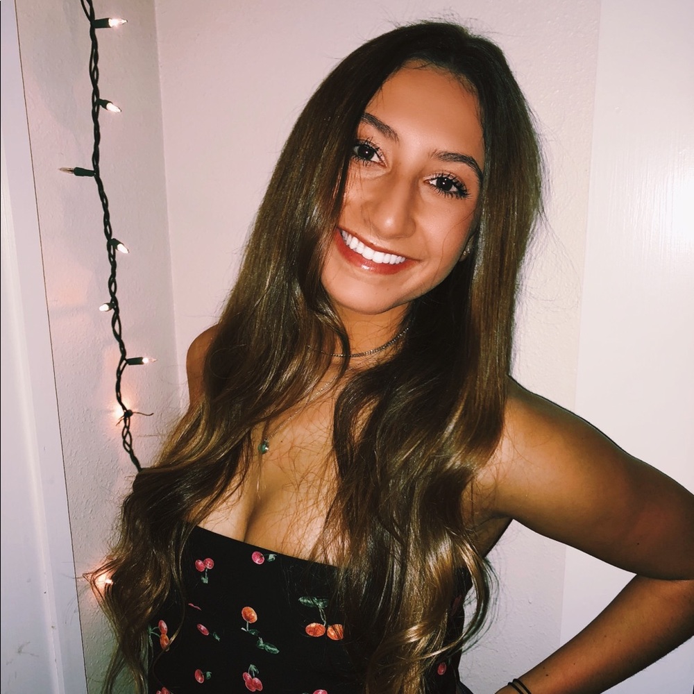 Meet your Posher, Jessica